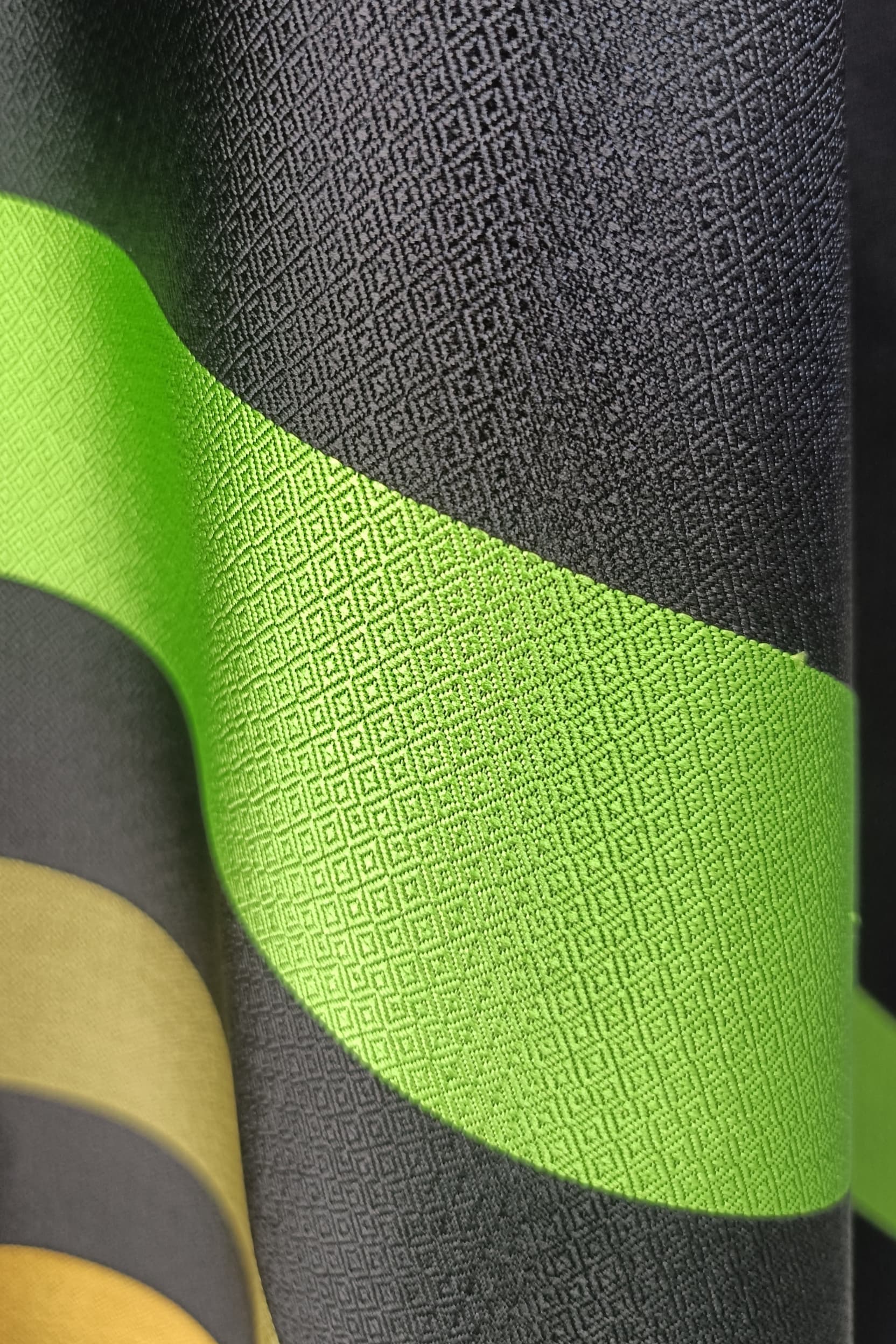 Sultana Lumina — Emerald - Image 8